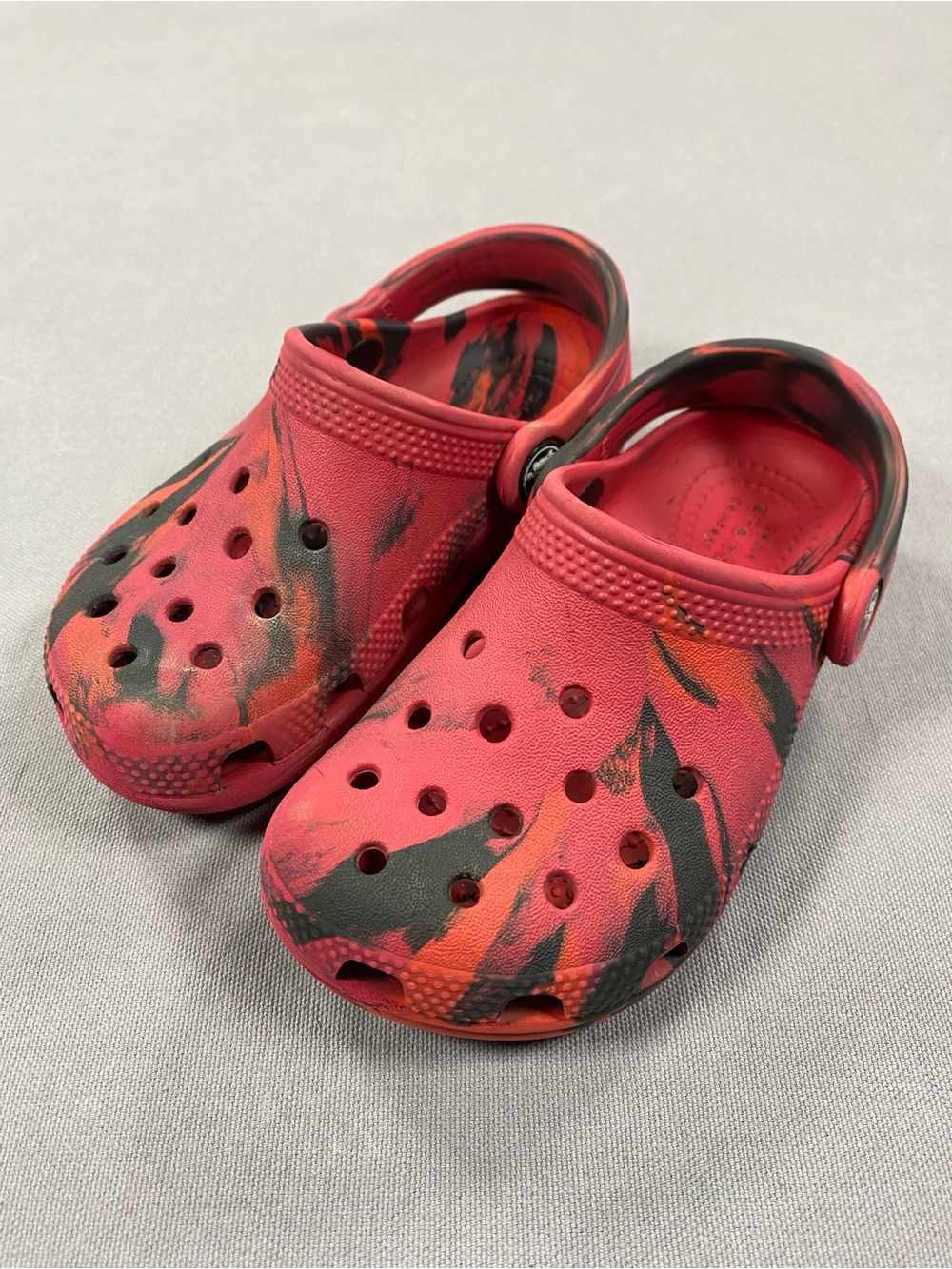 CROCS Kids Red and Black Swirl Foam Clogs